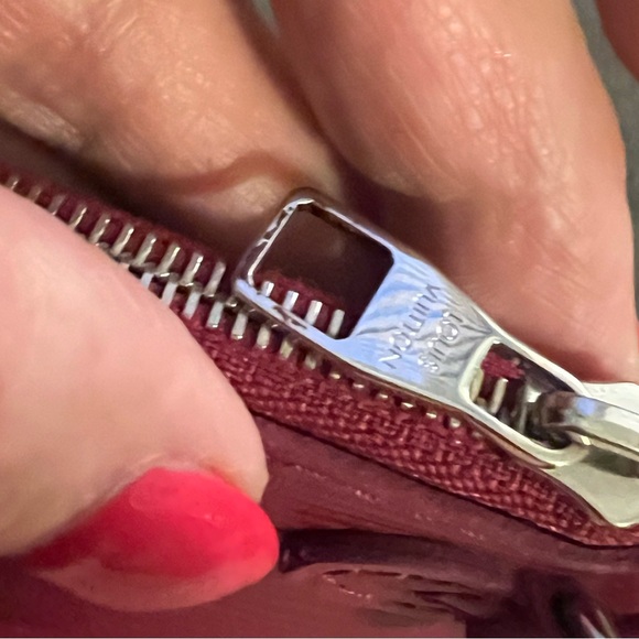 Louis Vuitton Neverfull pouch Fuchsia Epi Leather - Picture 4 of 13